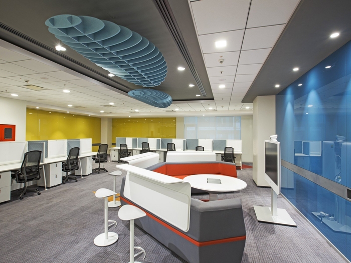 IT公司辦公室裝修設(shè)計,辦公室裝修設(shè)計,廣州裝修設(shè)計公司,創(chuàng)意辦公室裝修.jpg