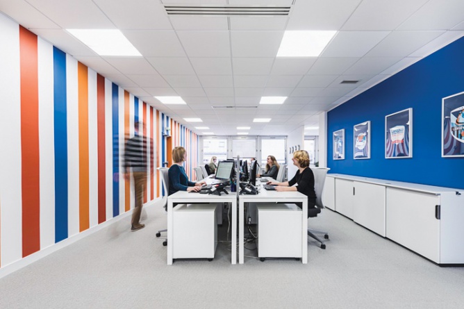 廣州海博裝修公司,色彩空間辦公室設計,廣州辦公室裝修,海博裝飾.jpg 廣州海博裝修公司,色彩空間辦公室設計,廣州辦公室裝修,海博裝飾.jpg