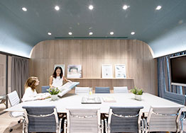 現(xiàn)代時尚辦公室裝修設(shè)計案例欣賞