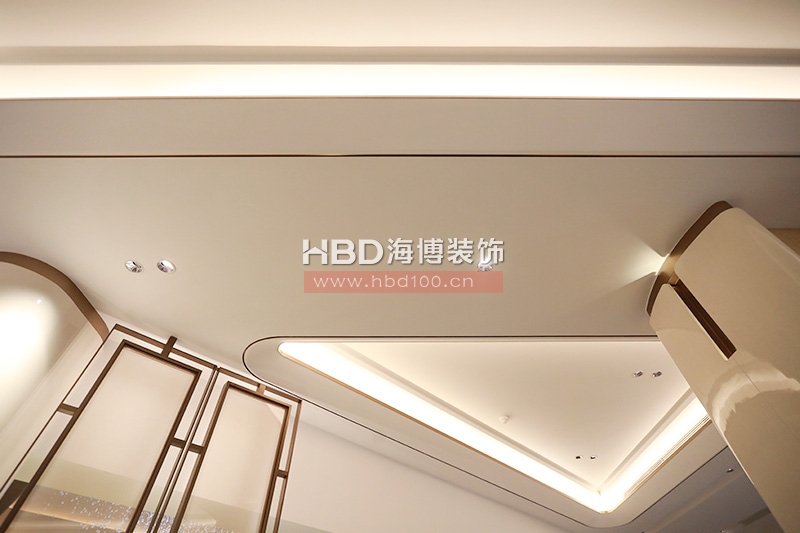 廣州售樓中心裝修設(shè)計.jpg 廣州售樓中心裝修設(shè)計.jpg